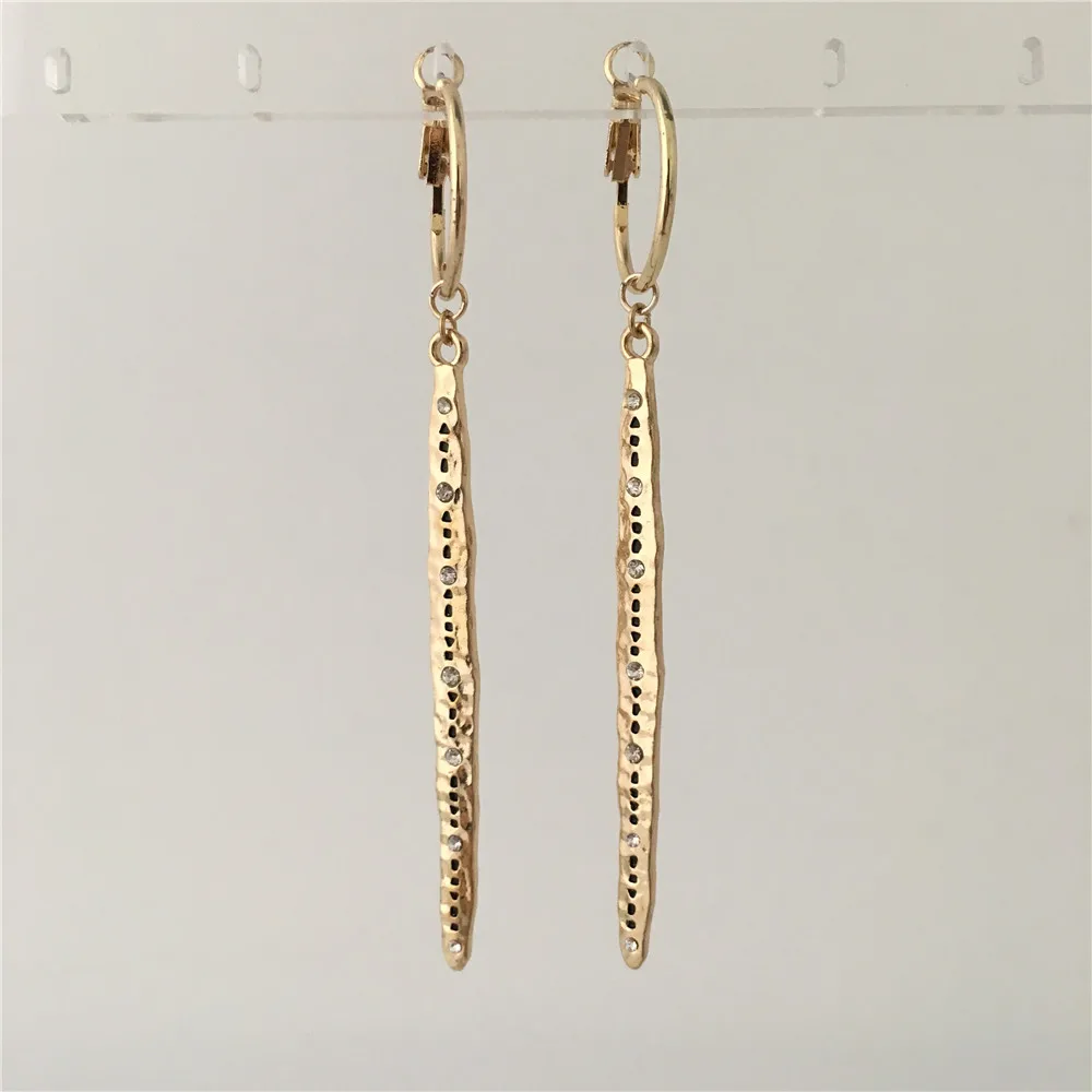 

TRENDY WOMEN EARRINGS GOLD COLOR PLATING LONG STICK WITH CLEAR STONE DROP EARRINGS
