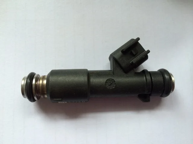 

fuel injector for Xiali N3 + 1.4 Ville 1.6 1.5 Vizi 1.4 1.5 Geely Vision #25376995