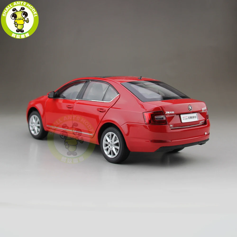 1/18 Skoda Octavia литая под давлением металлическая модель автомобиля игрушка мальчик девочка подарок красный цвет