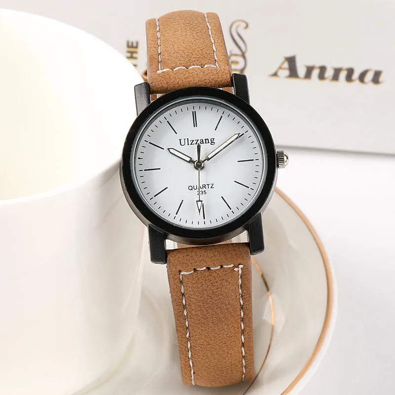 

relogio femino New Retro Small Style Woman Watch 2019 Simple Matte Mini Dial Ladies Leather Quartz Wristwatch Casual Clock