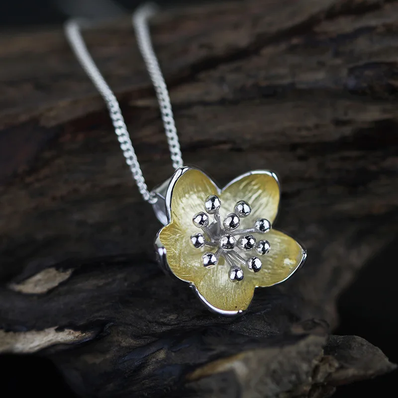 Poetic 925 sterling silver jewelry  hand made flower petal pendant