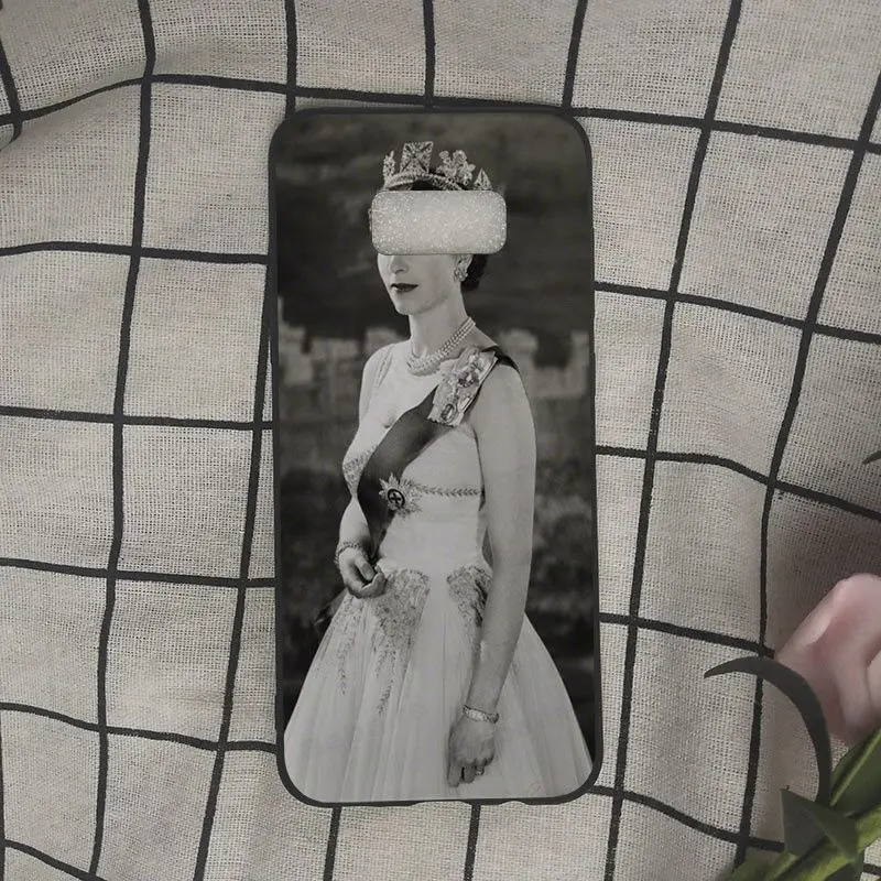 The Queen Elizabeth II Princess Solid