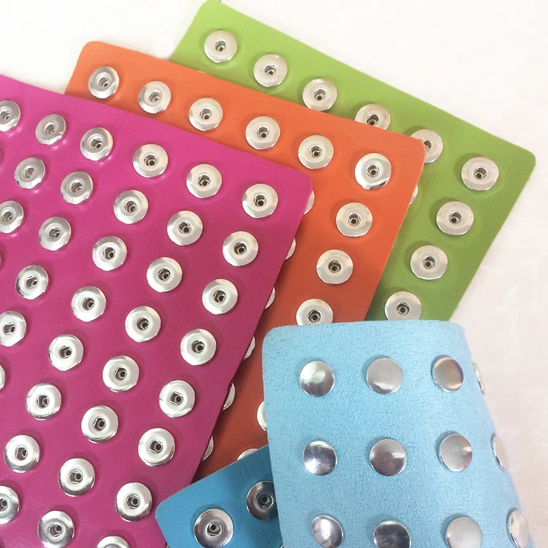 

60pcs Convenient and Portable Black Genuine PU Leather Display for 18mm Snap Buttons Jewelry DIY ZB091