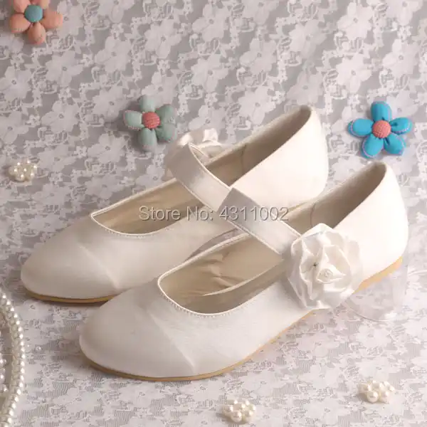beige satin shoes