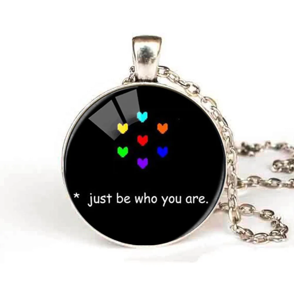 Подвеска в виде сердца Just Be Who You Are черная Длинная подвеска из стекла модные