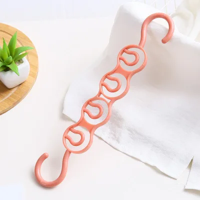 Multi-function magic magic hanger hook folding rotating storage hanger 4 holes - Цвет: Розовый