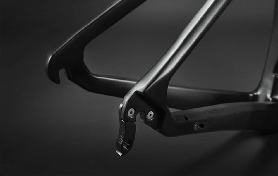 Discount LEADNOVO 2018 MTB 700C high quality ultra carbon carbon fiber bicycle frame carbon frame cycling race AERO ROAD bike frame 7