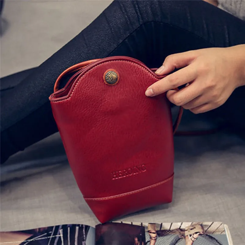 

High Quality Women Messenger Bags buckle Bag Simple Crossbody Shoulder Bags Handbag Vintage Small magnetic buckle Bags