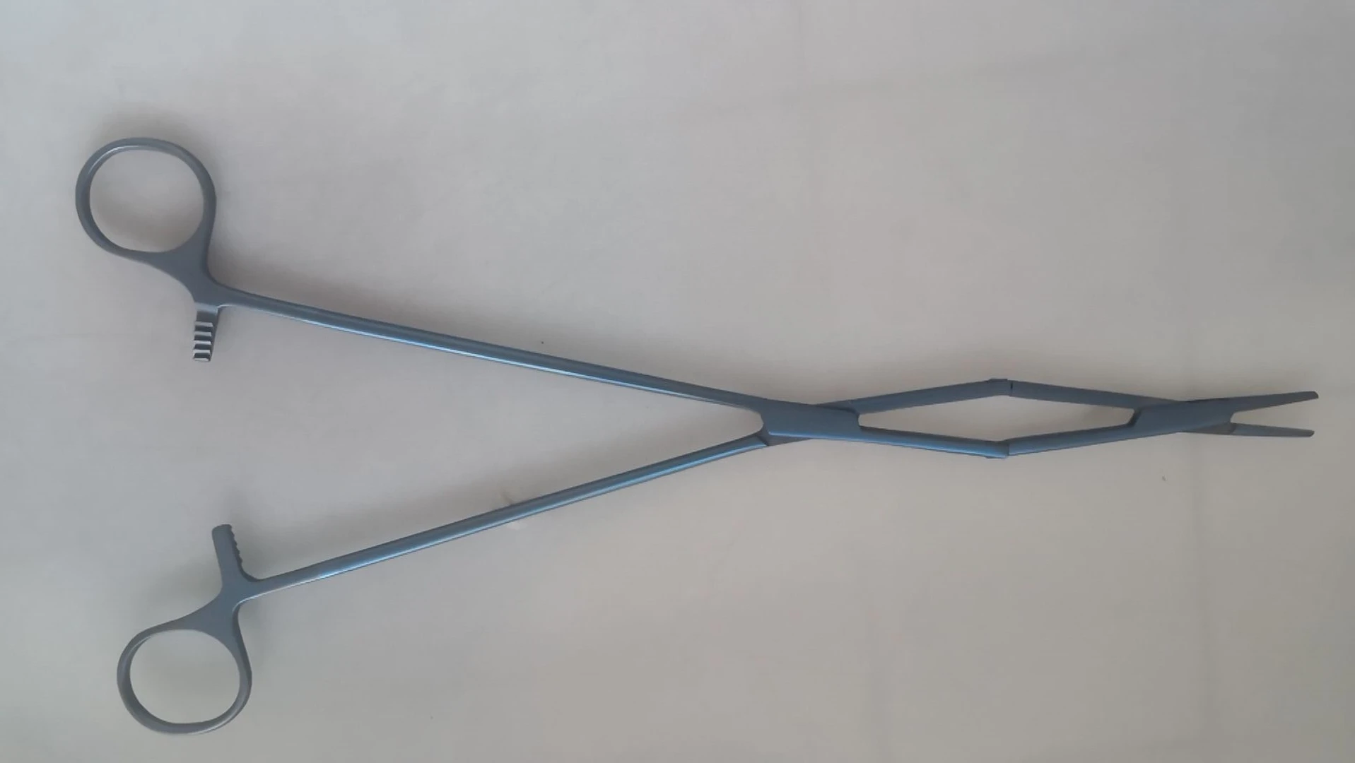 

Titanium DeBakey Double Action Needle Holder 280mm Long