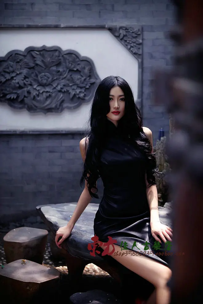 Китайский стиль сексуальный без рукавов винтажный длинный дизайн черный и белый cheongsam Шелковый cheongsam для фотографии