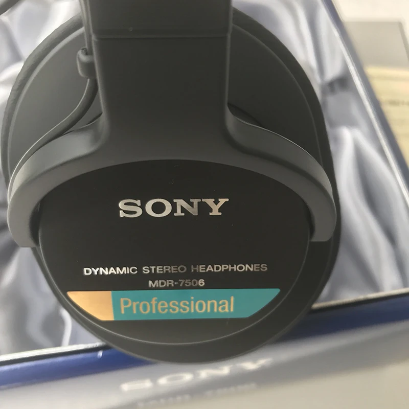 UsedSony MDR7506 Professional Large Diaphragm
