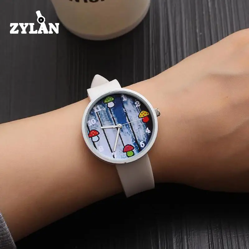 

ZYLAN Wood Grain Mushroom Women Silicone Elegant Quartz Watches Ladies Wristwatch Boy Girls Student Young Children
