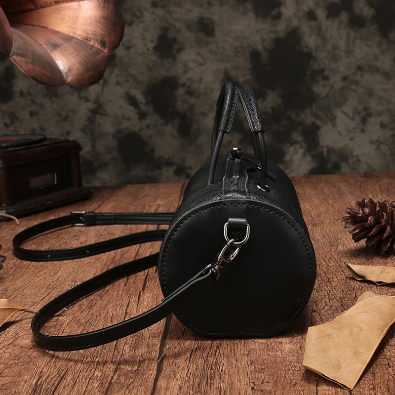 AETOO Black sheepskin bag simple female Korean version of the shoulder Messenger bag leather mini cylindrical bag