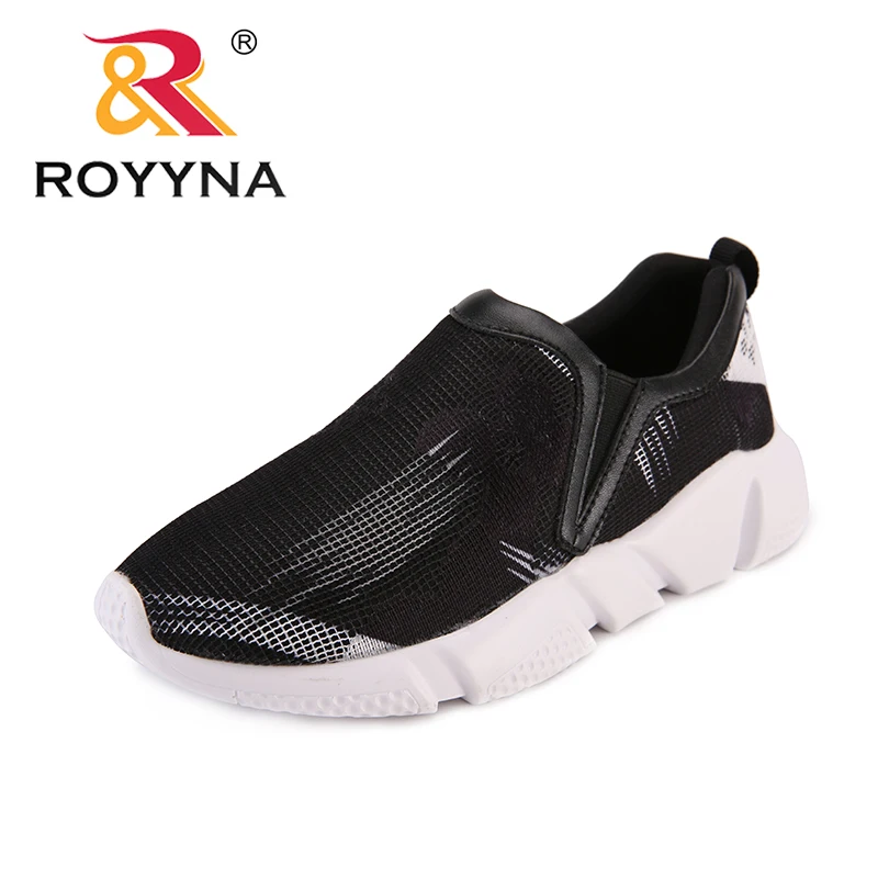 minimalist sneakers women