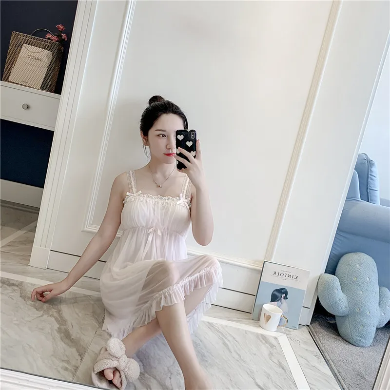 Lovely Retro Women Nightdress Lace Spaghetti Strap Princess Style Nightwear