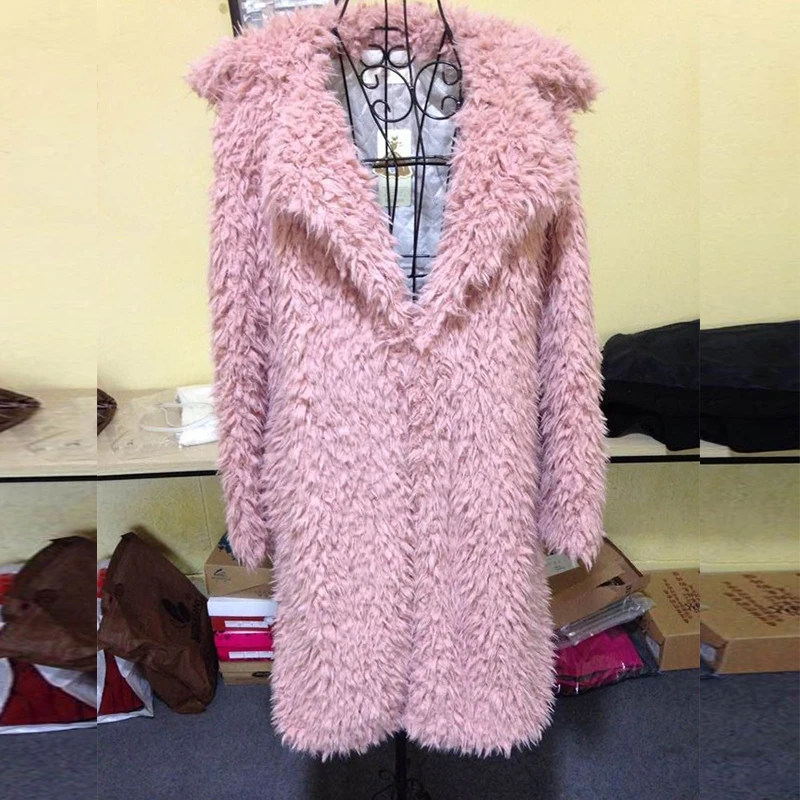 Seily Winter Luxury Pink Long Sleeve Faux Fur Fluffy Jacket Plush Fake Lamb Wool Fur Turn Down Collar Furry Coat Women Cardigan