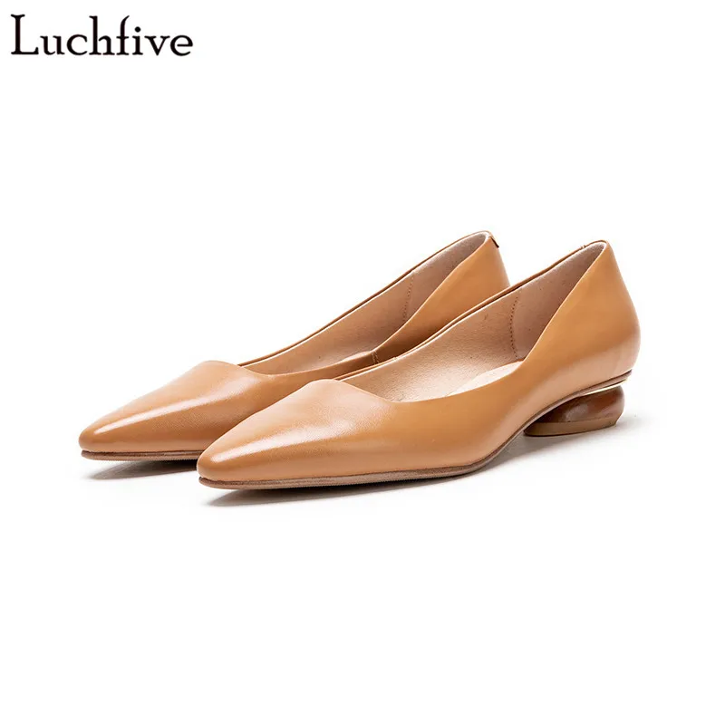 

Luchfive Shallow Slip-on Flat Casual Shoes For Women Cow Leather Sexy Kitten Wooden Heel Commuting Shoes Chaussure Femme