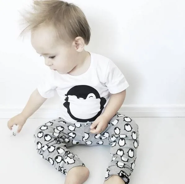 

2018 baby girl clothes cotton short-sleeved penguin t-shirt + pants infant 2/pcs newborn baby boy clothing set toddler outfit