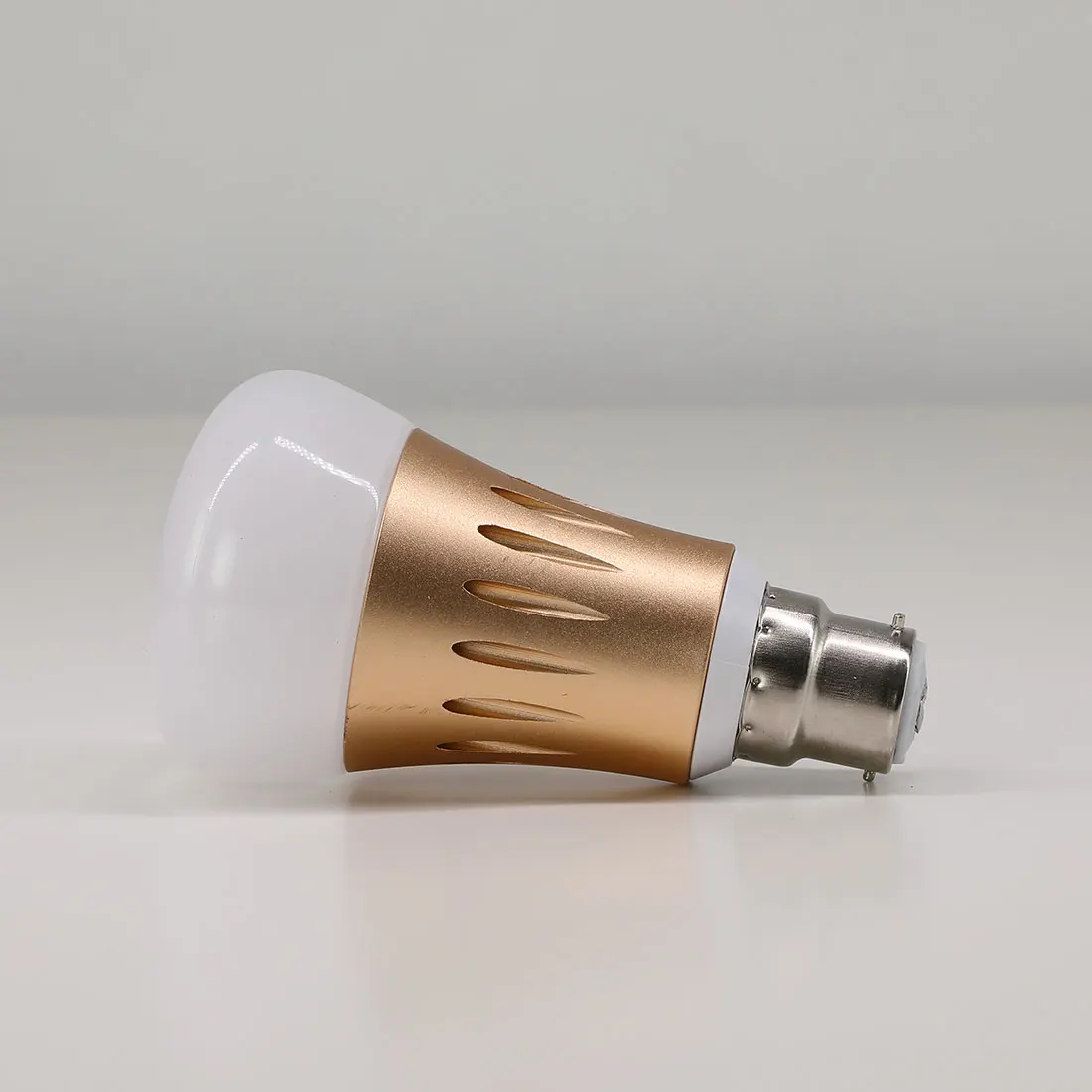 Smart WiFi Light Bulb 9W E27/B22/E14/E26 RGBW Dimmable Wireless WiFi