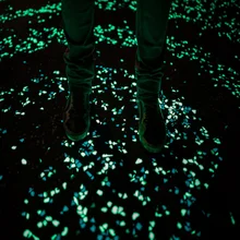 100 шт. Новинка Светящиеся в темноте игрушки игрушка из камня аквариум булыжник красочные светящиеся галечные камни декор игрушки