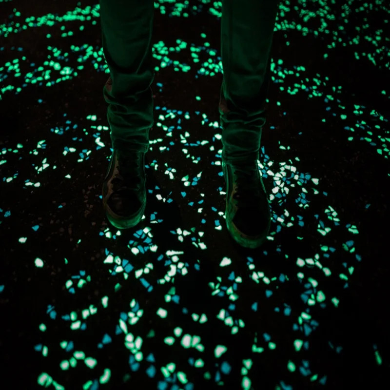glow in the dark kobes