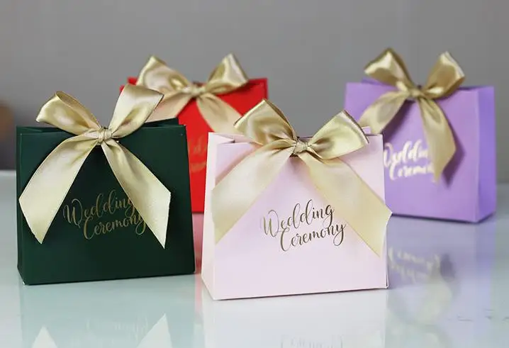 

Wedding favors Candy box Gift Bags With Ribbon Chocolate Box Party Sweets Gift Favours Wrap Engagement Anniversary Decoration