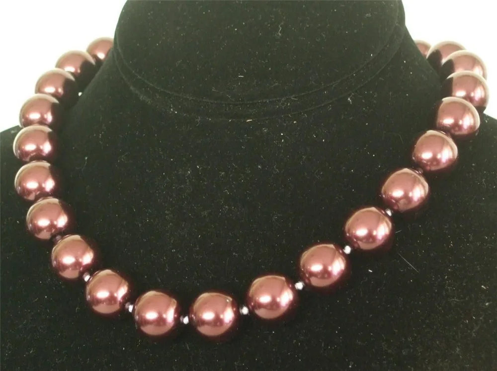 

Wholesale FREE SHIPPING >>>>> Fashion 10mm AAA Coffee South Sea Shell Pearl Round Beads Necklace 18''22554