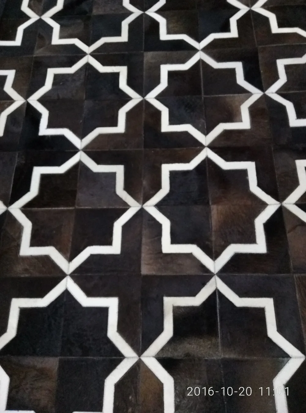 

Newest Original Modern Cowhide Area Rug Model No.Fur Rug 0378 DARK BROWN