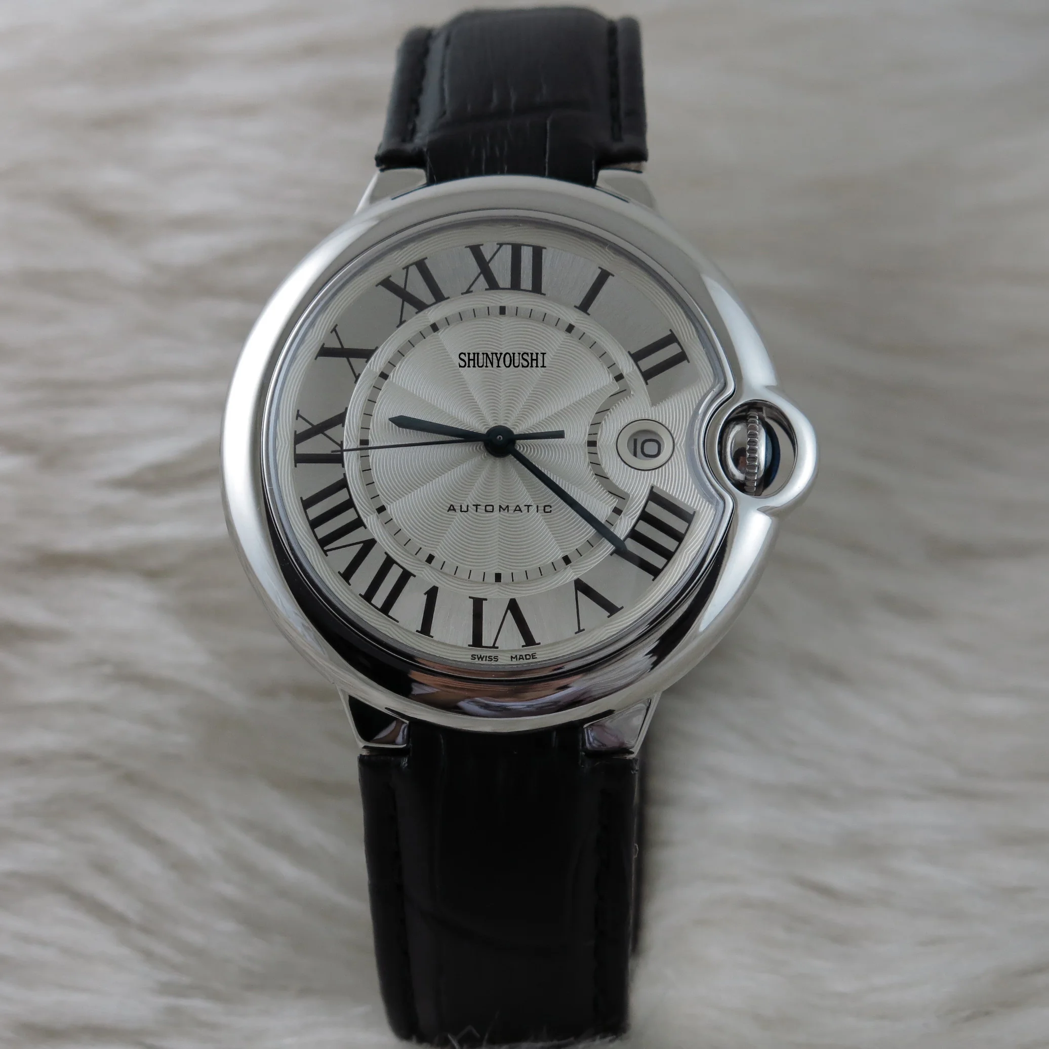

WG06872 Mens Watches Top Brand Runway Luxury European Design Automatic Mechanical Watch