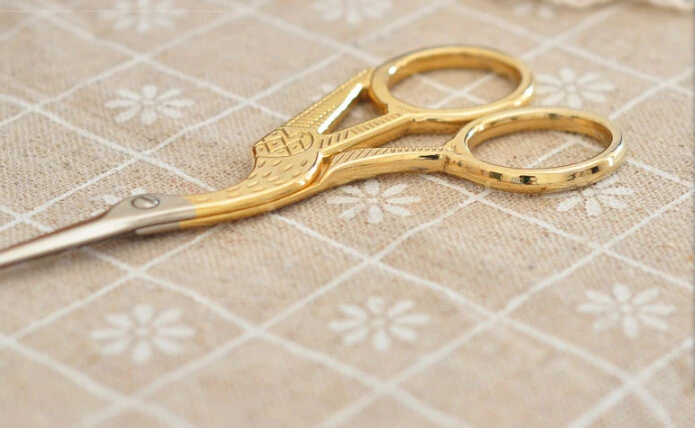 

Top Quality (Golden/Silver) Vintage Scissors Heron Shaped Utility Knife Scissors For DIY Home & Office & School Cutting Supplies
