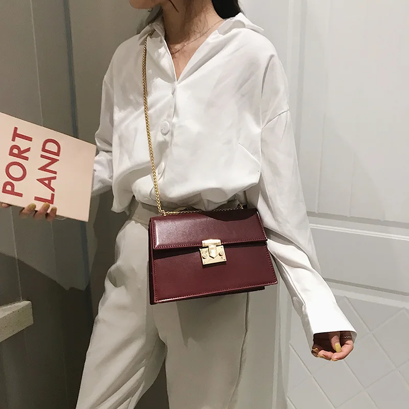 

2019 net red small bag female new fashion chain crocodile pattern small square bag wild shoulder Messenger bag