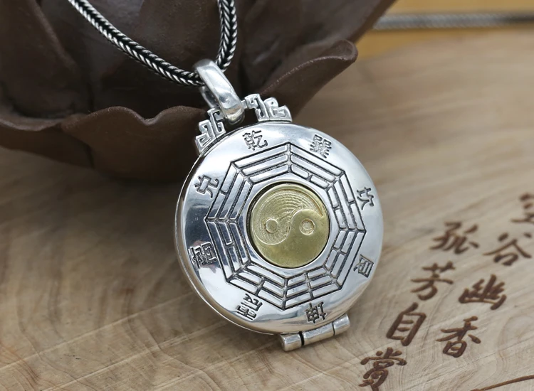silver-gau-box-pendant0011f