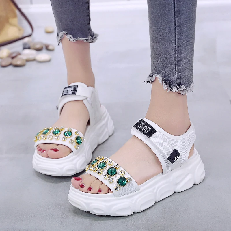 

2019 Summer New Hook&Loop Women Casual Crystel Sandals Flat Comfortable Wild Platform Sandals Student Sport Beach Sandals