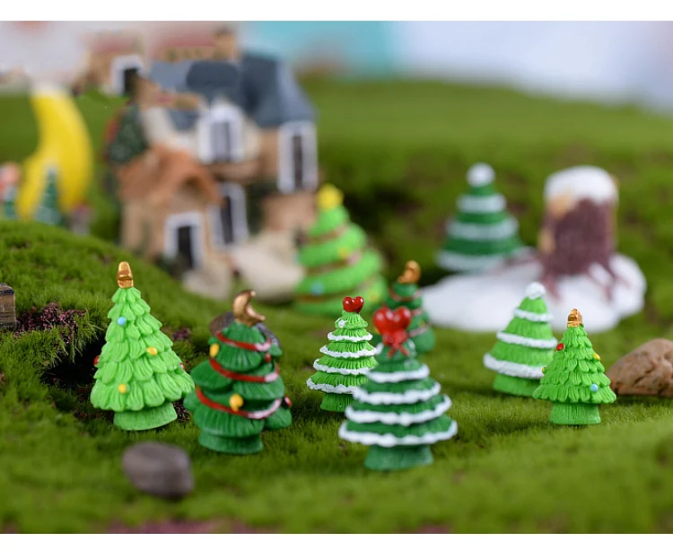 Resin Christmas Tree 06