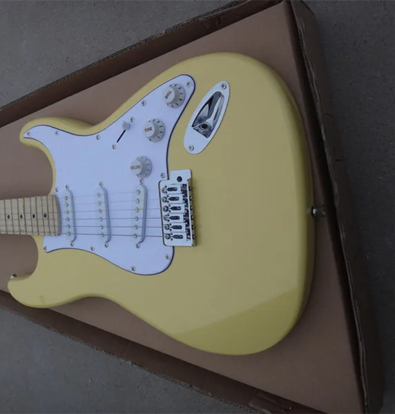 Зубчатый гриф большой головой Stratocaster 6 stringst Электрогитары заказ Реальные фото