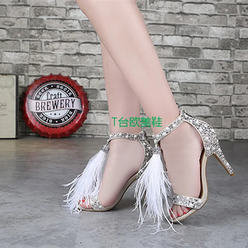 Plume Courroie Blanc Sandales Mode Chaussures As Femmes Vente Pic Haute Sexy Cristal De Chaude Super Dames Crème Robe D'été Talons vqxntT5nZw