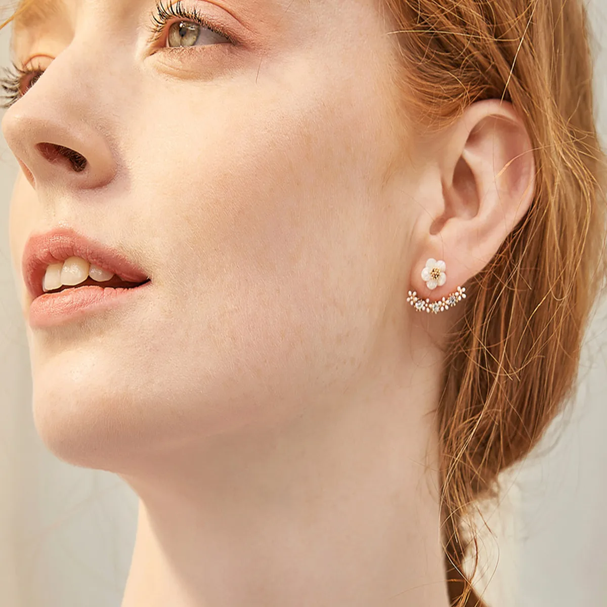 

1Pcs Crystal Flower Clip Earrings For Women Fashion Jewelry Double Sided Gold Silver Earrings Gift for Party Best Friend