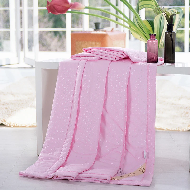 Китайское шелковое одеяло шелк тутового шелкопряда одеяло зима лето одеяло с бабочкой набор - Цвет: Pink