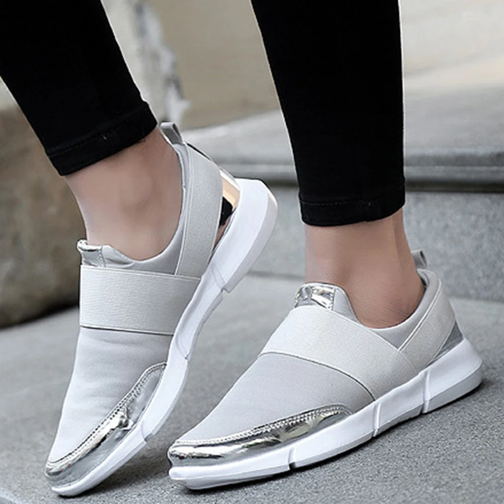 

2019 New Women Casual Shoes Breathable Light Feet Slip on Lazy Shoes Girls Students Leisure Comfortable Wild Flat Shoes