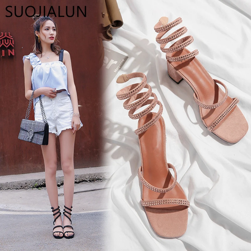 

SUOJIALUN Women Sandals 2019 Fashion Sexy Rhinestone Mid Heel Tied Party Breathable Ladies Slies Square Heel Rome Casual Shoes