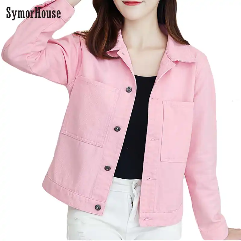 top with pink jeans
