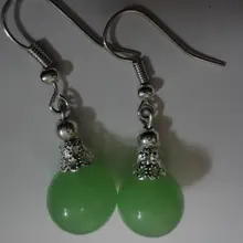 Серьги NP27 красивые серебряные и зеленые тибетские серьги