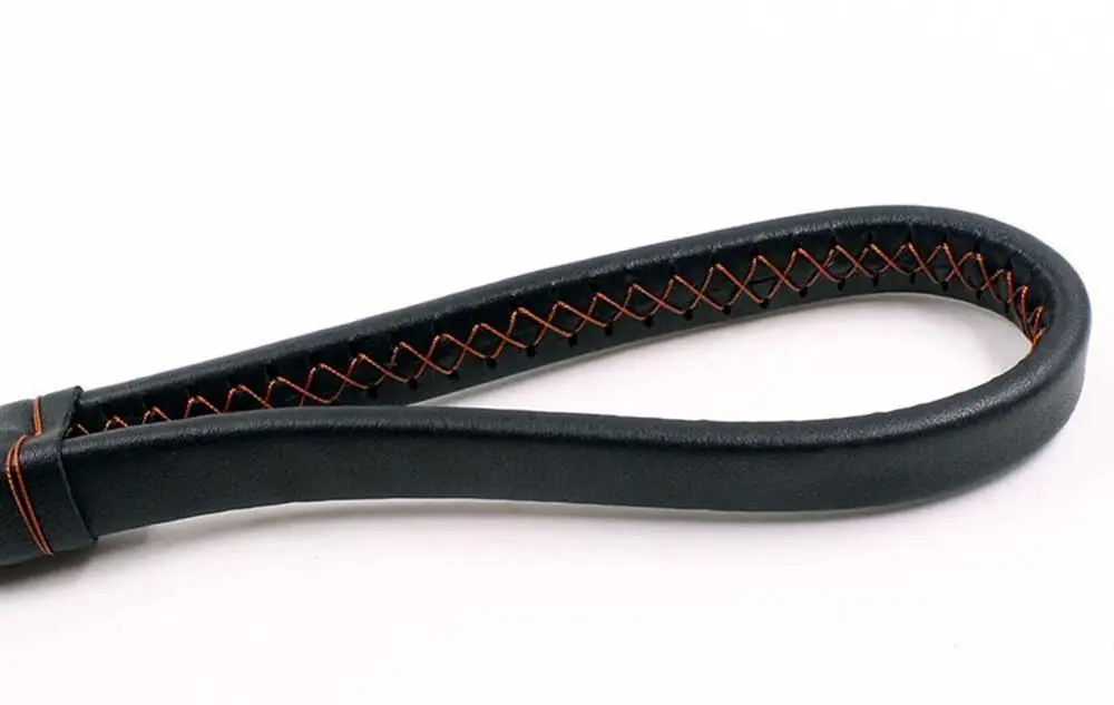14 Collars, Harnesses & Leads