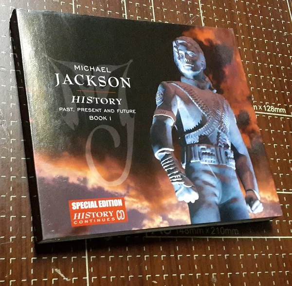 

Michael Jackson Invincible Music 1 CD Disc Box NEW free shipping