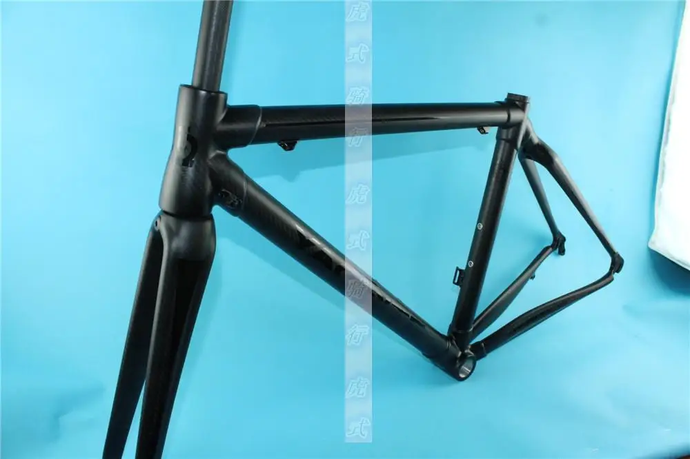 

Yaoqite full carbon frame black ultra-light full carbon road frame/ fork/handlebar/carbon saddle /stem/stemrod