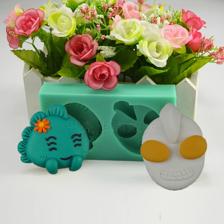 2 hole Ultraman beat small monster clay pottery mould silicone