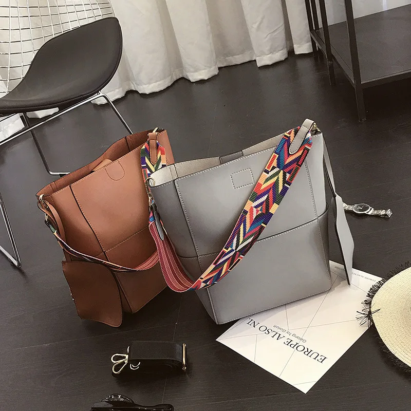 

2016 new winter Korean Retro Leather Shoulder Messenger Bag female parent bun female bag factory wholesale group