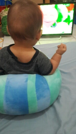 Baby sofa seat Feeding Chair Children Seat Sofa For Kids Sleeping Bed Baby Nest Puff Plush Toys