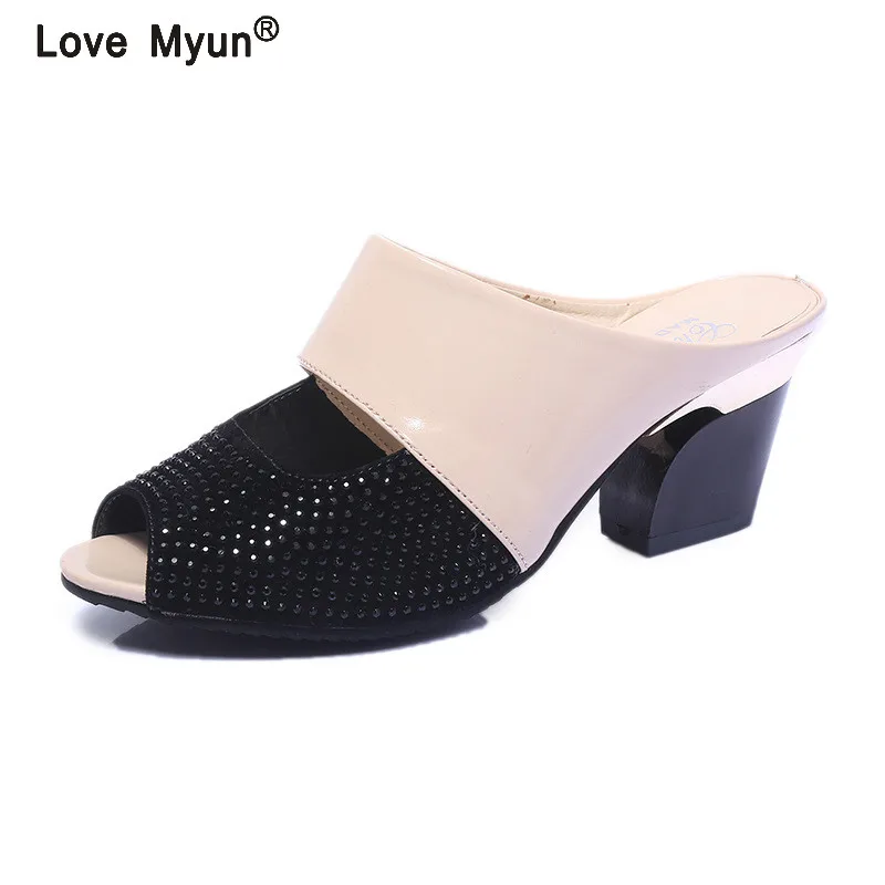 

Women Summer Patent Leather Sandals Fashion Rhinestones Patchwork Shoes Woman Sexy Peep Toe Chunky Heels Flip Flops 222