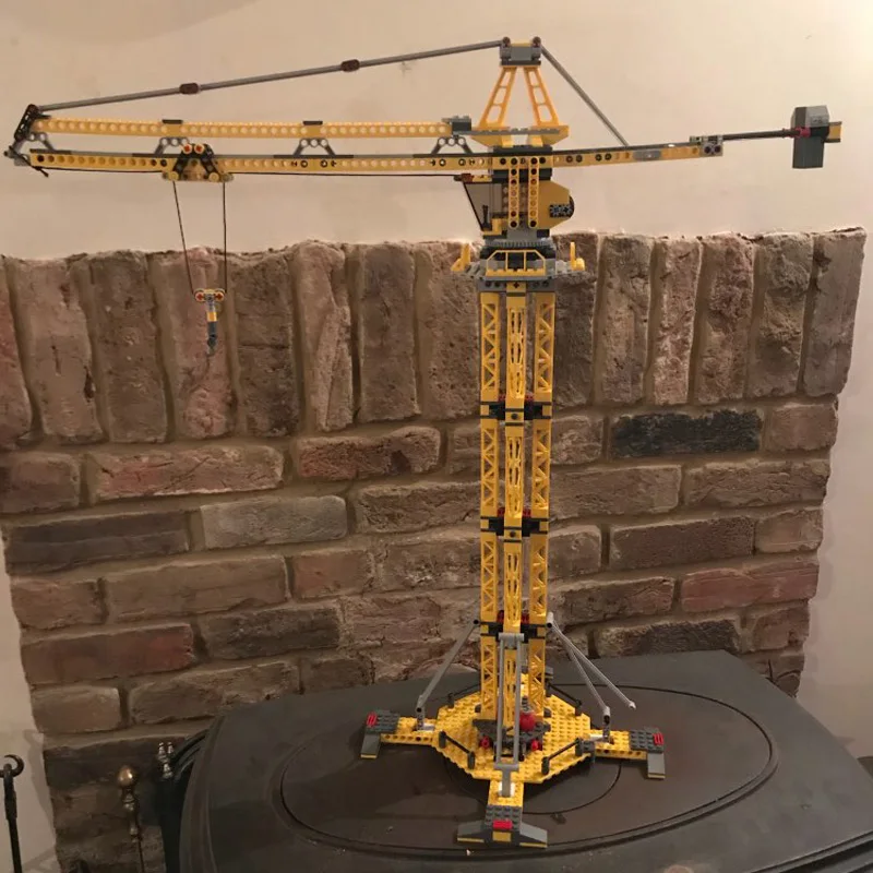 

the Building Crane Set Compatible with Legoing City Series Building Blocks Bricks Lifting Machine Children Toys Gift